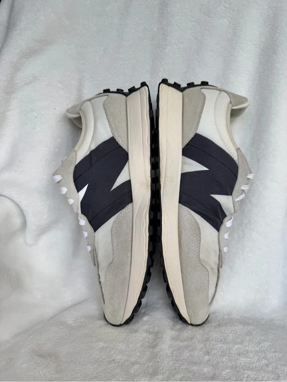New Balance 327 Lifestyle Sneakers Sea Salt size 12